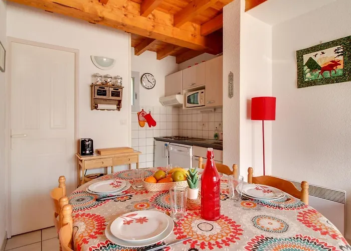 Triplex Calme 6 Pers, Terrasse, Parking, Proche Station - Fr-1-402-90 아파트 Esquièze - Sère